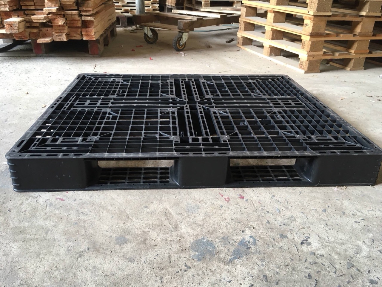 Mẫu 01 pallet nhựa 1200x1000x120mm