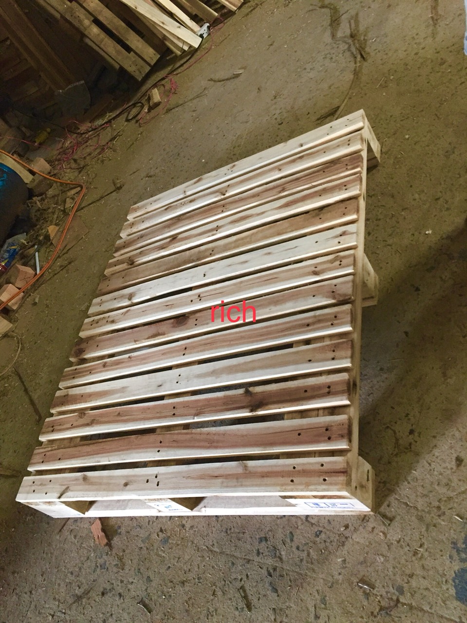 Mẫu 01 Pallet gỗ 204