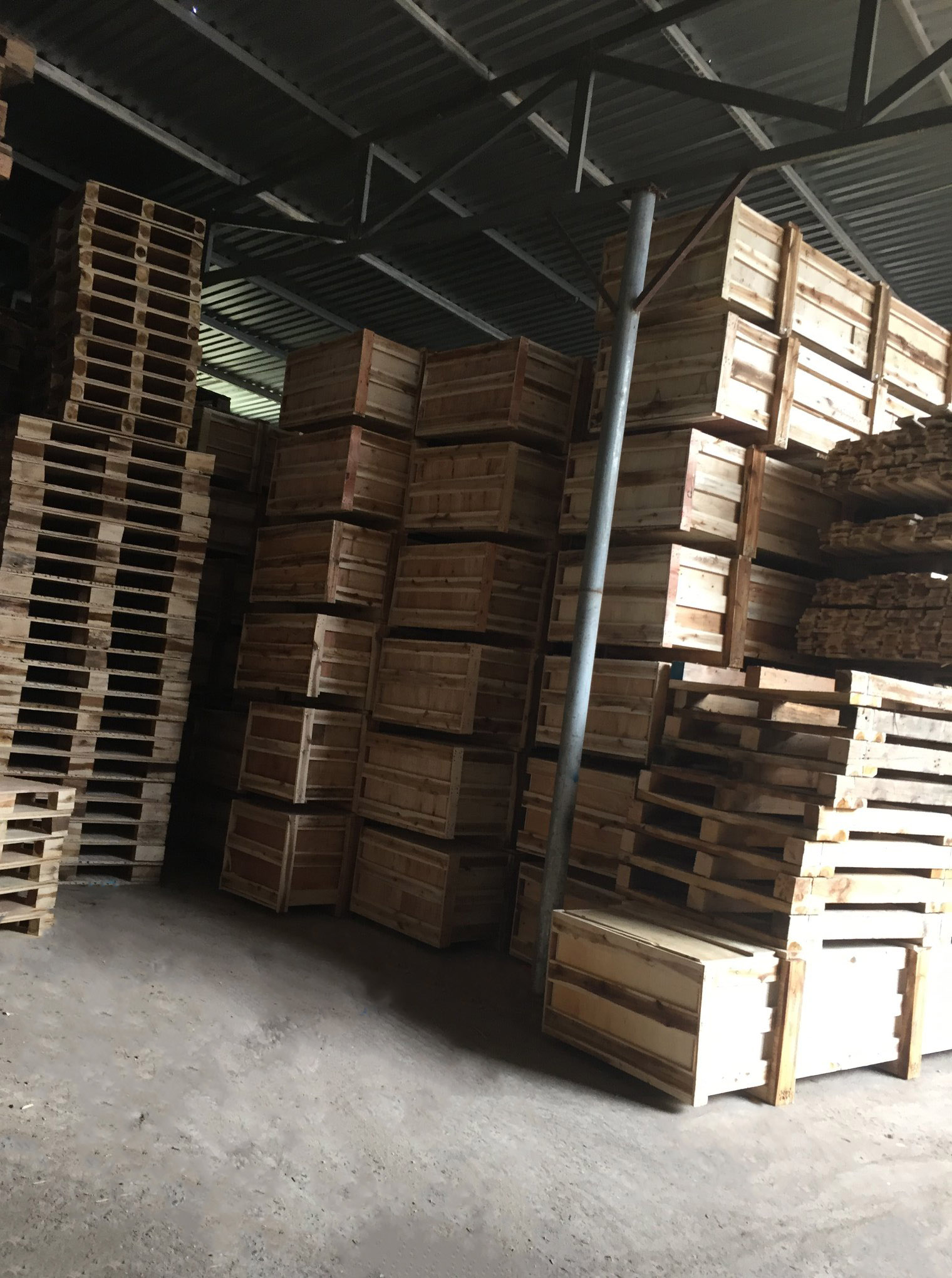 Pallet gỗ  - thùng gỗ 003 f