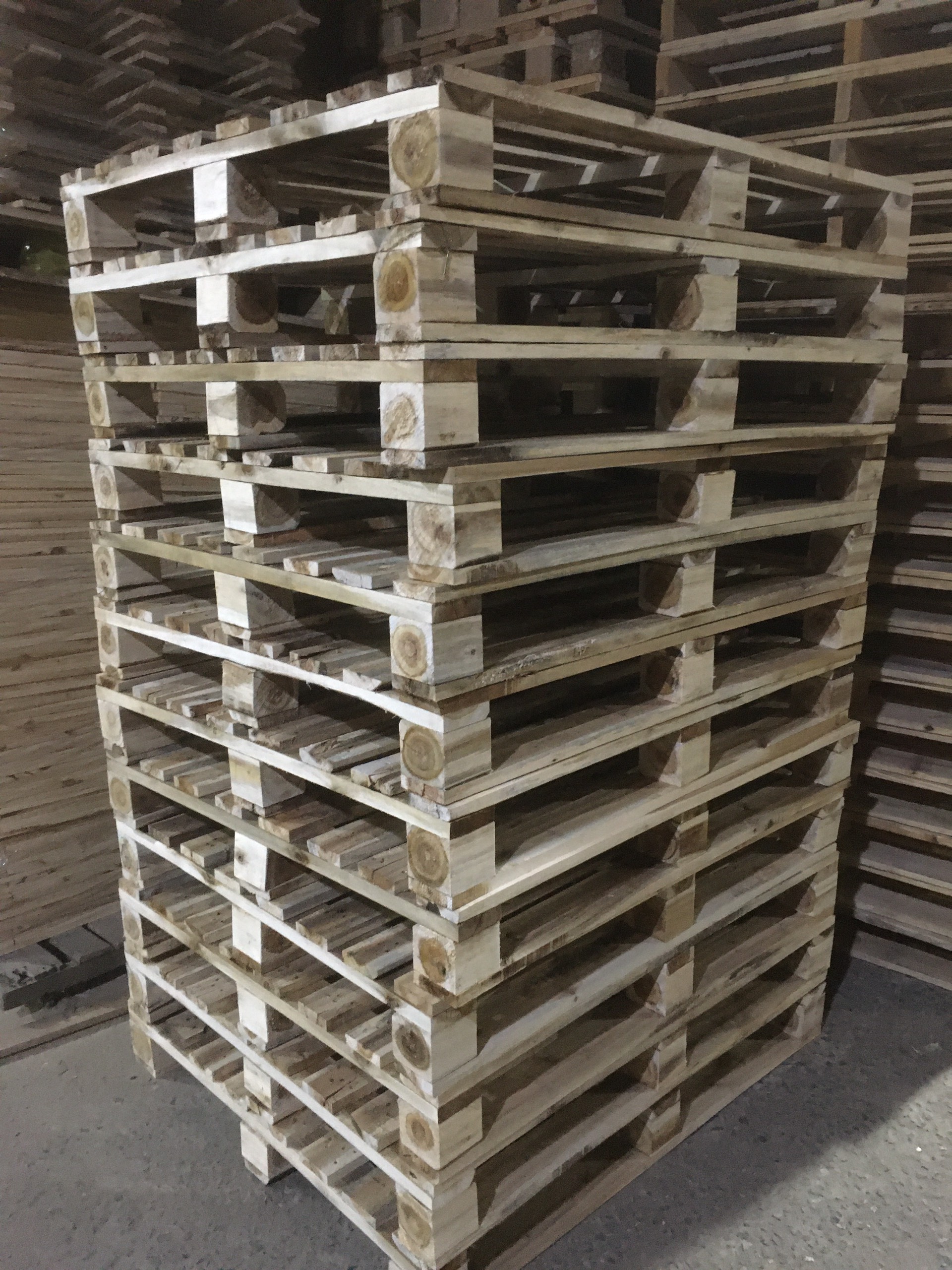 Pallet gỗ Tn1121-1